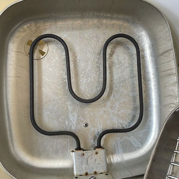 VINTAGE‎ 70s HOOVER STAINLESS STEEL YELLOW FRY PAN WITH BROILER LID - Picture 7 of 16